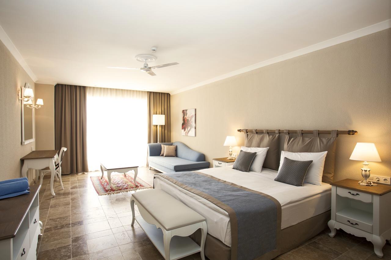 Отель Andriake Club 5*