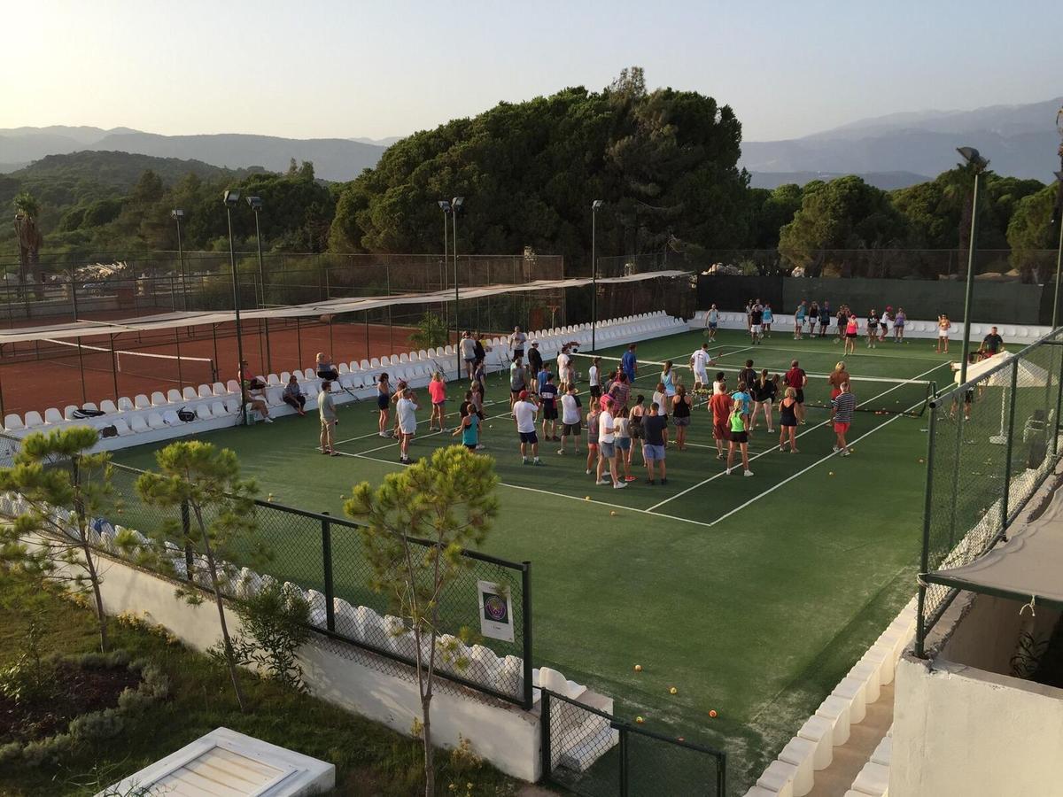 מלון Andriake Club דמרה